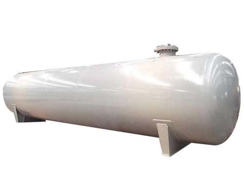 <b>工業(yè)純鋁板制汽車(chē)運輸槽車(chē)、臥式、立式貯罐、高位槽。不銹鋼、碳鋼制各種汽車(chē)運輸槽車(chē)，臥式、 立式貯槽，高位槽計量槽。特殊規格可按用戶(hù)需求設計、制造。</b>